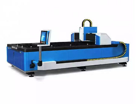 কার্বন ইস্পাত স্টেইনলেস স্টিলের জন্য 6015G CNC ফাইবার লেজার কাটিয়া মেশিন